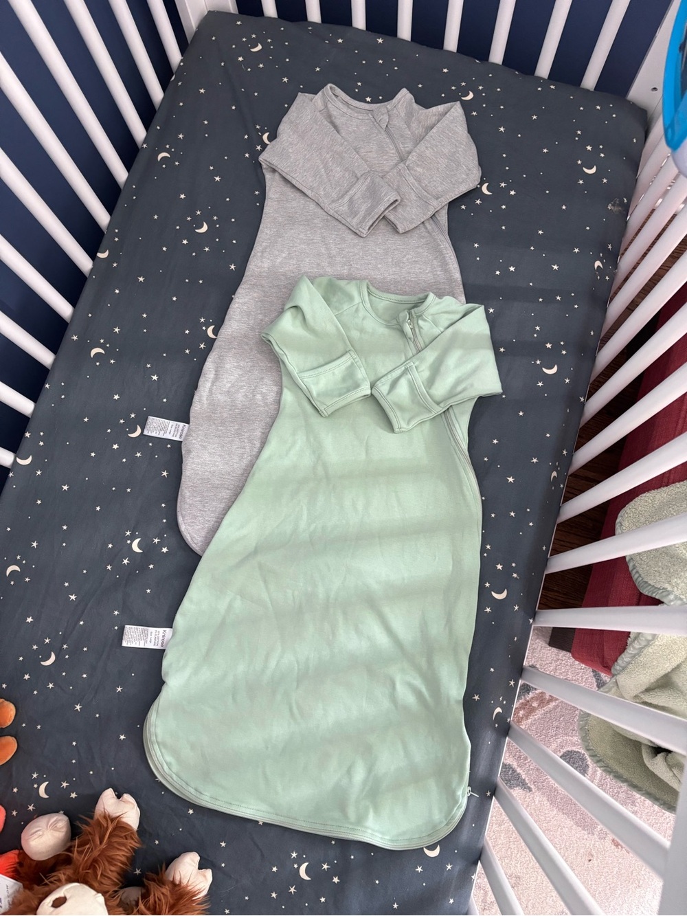 Set of 2 zip up sleep sacks swaddles